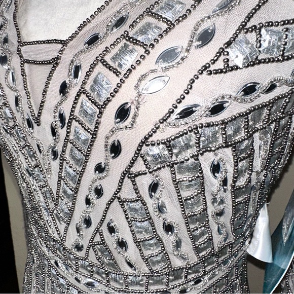 NWT-MAC DUGGAL Studded Sheath Dress-6351 - Picture 3 of 6